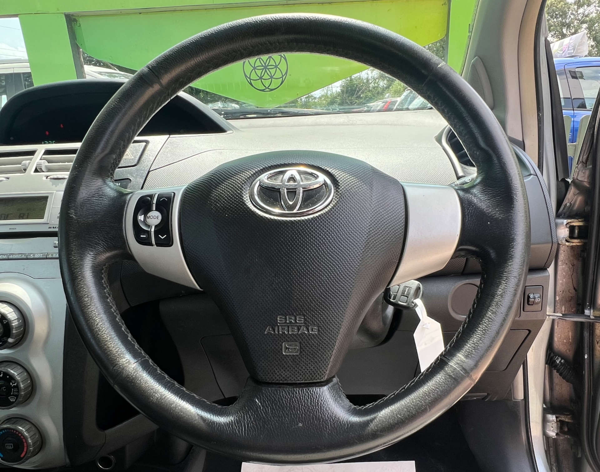 TOYOTA YARIS 1.3 Yaris Zinc 5dr #15