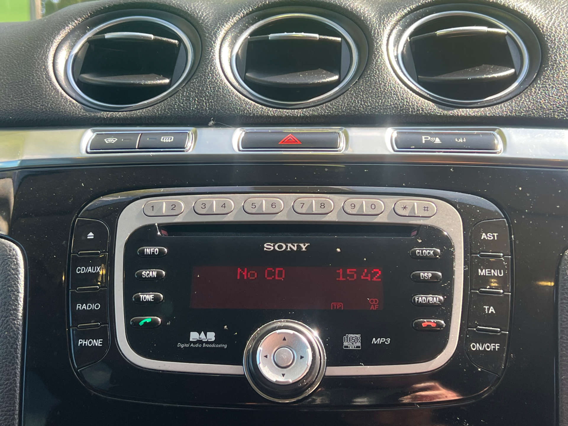 FORD S-MAX 2.0 S-Max Titanium TDCi 138 Auto 5dr #18