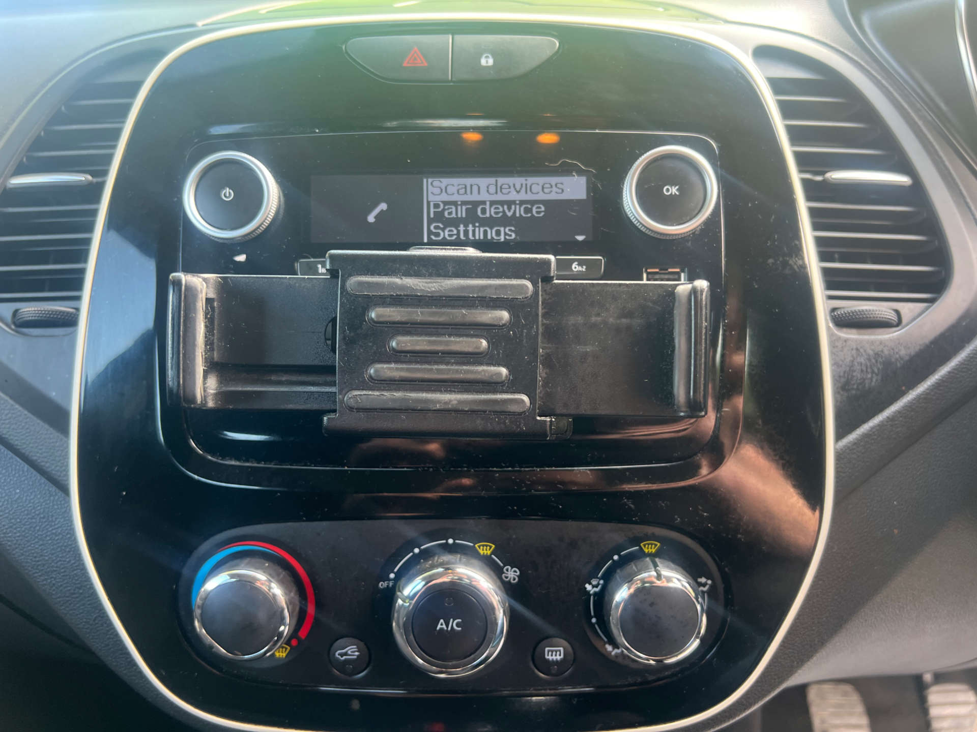 RENAULT CAPTUR 1.5 Captur Expression+ dCi 5dr #17