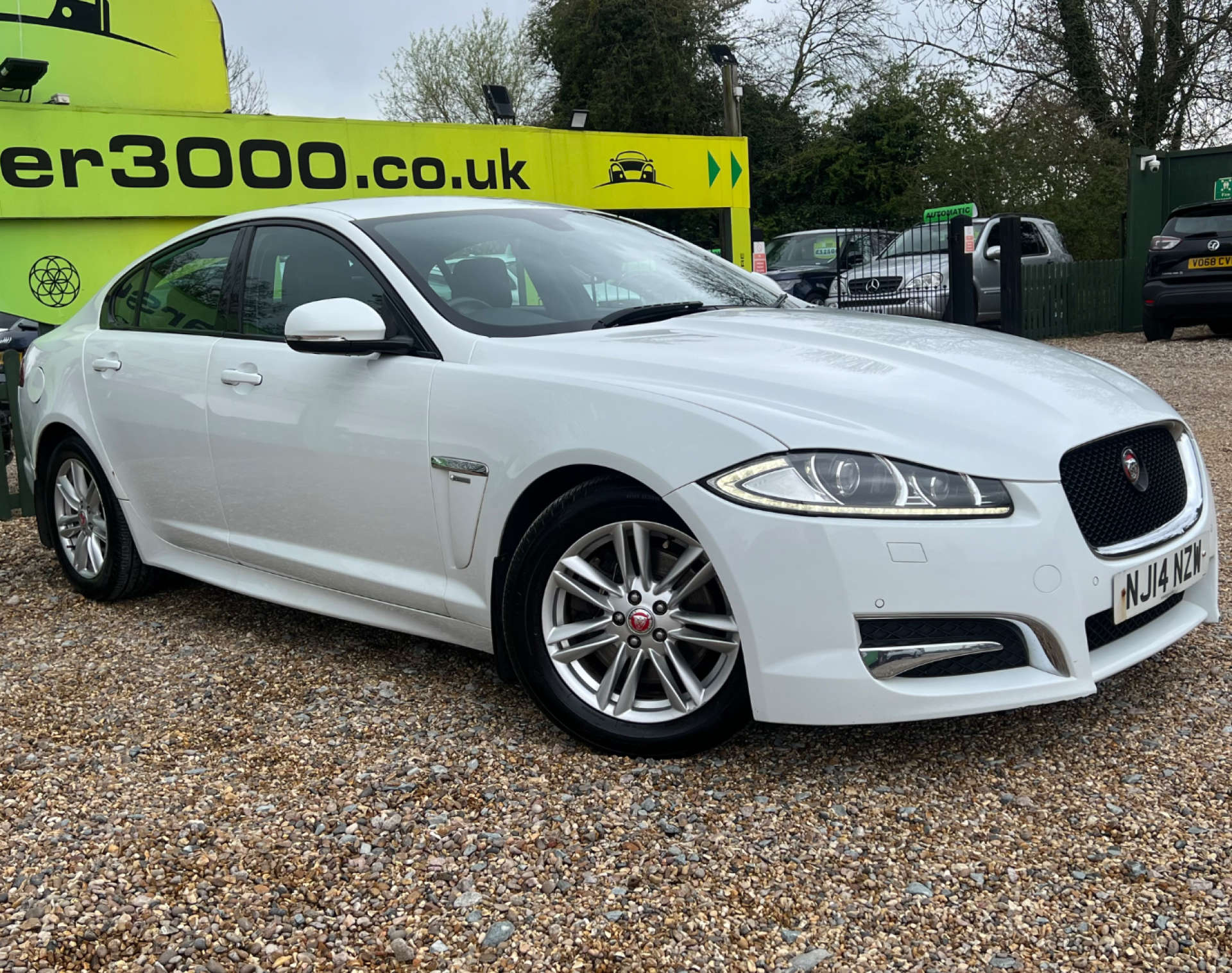 JAGUAR XF 2.2 XF R-Sport D Auto 4dr #3