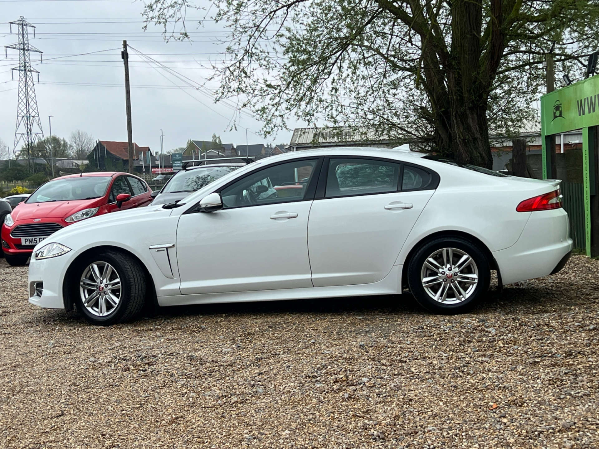JAGUAR XF 2.2 XF R-Sport D Auto 4dr #5
