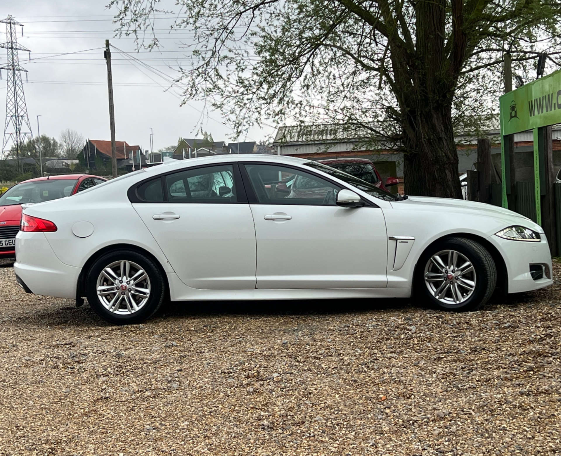 JAGUAR XF 2.2 XF R-Sport D Auto 4dr #8