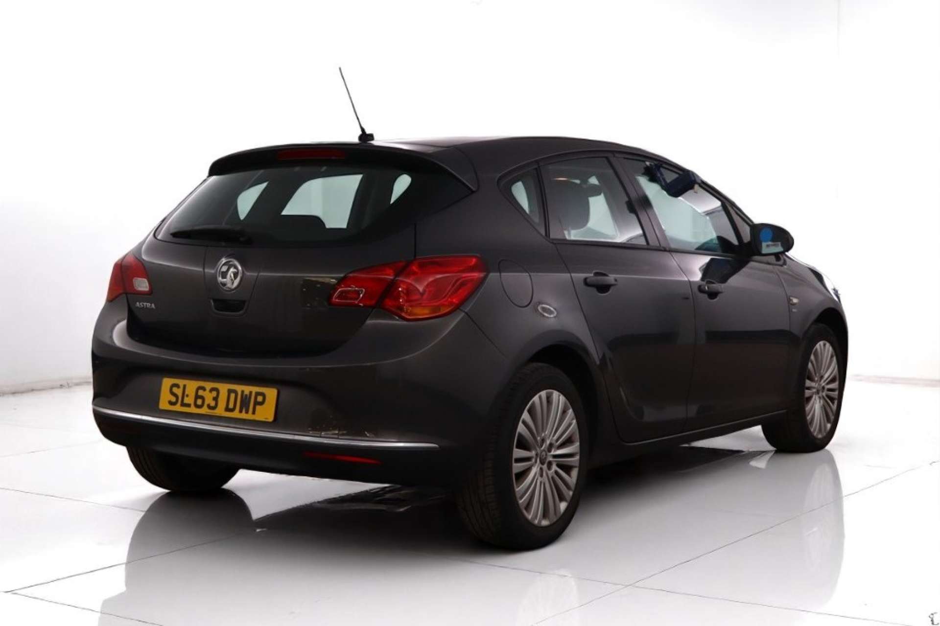 VAUXHALL ASTRA 1.4 Astra Energy 5dr #9