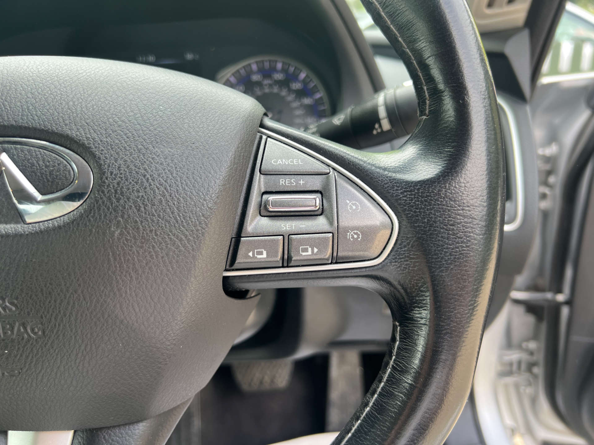 INFINITI Q50 2.1 Q50 Premium D Auto 4dr #24