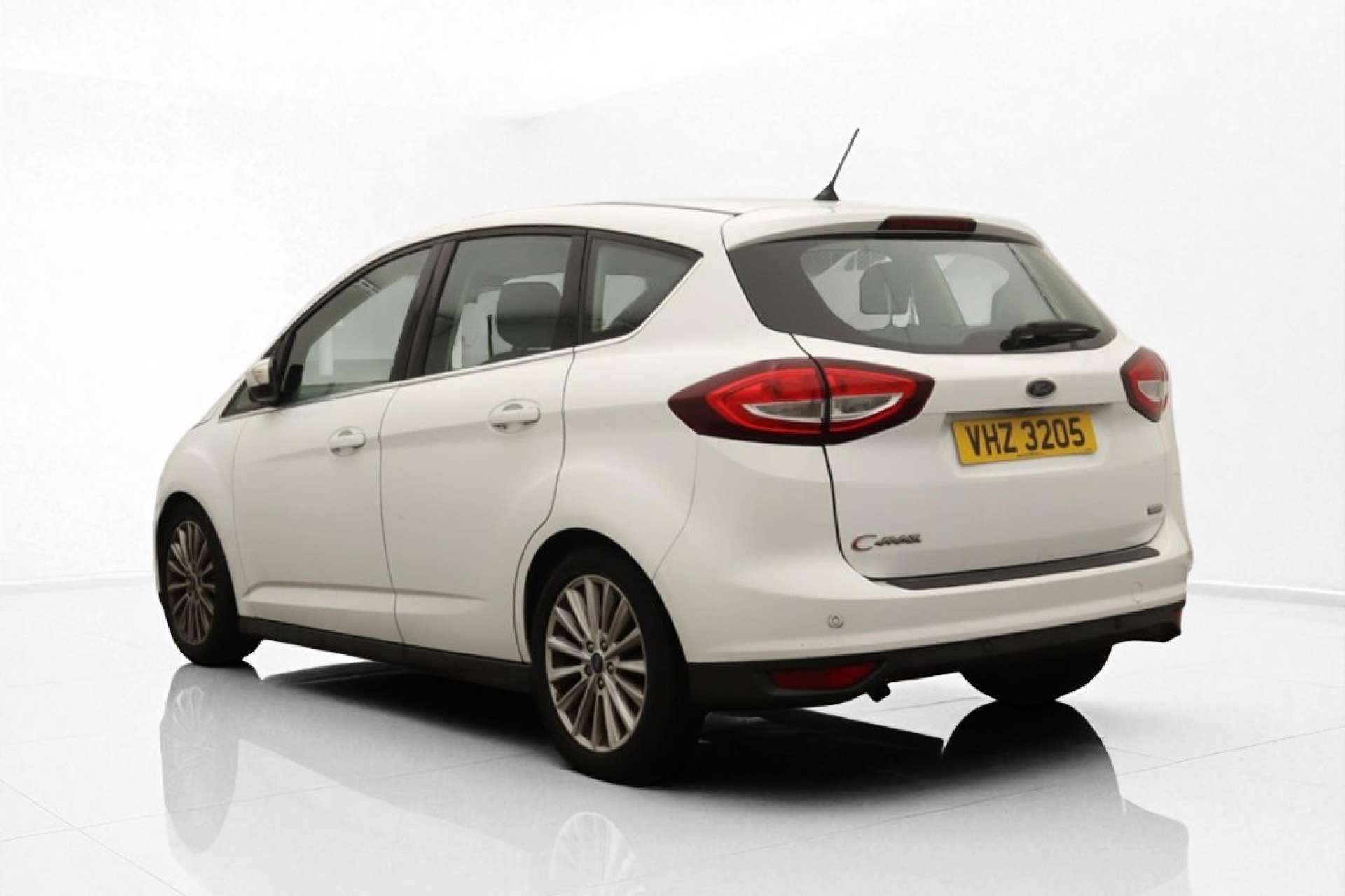 FORD C-MAX 1.0 C-Max Titanium T 5dr #8