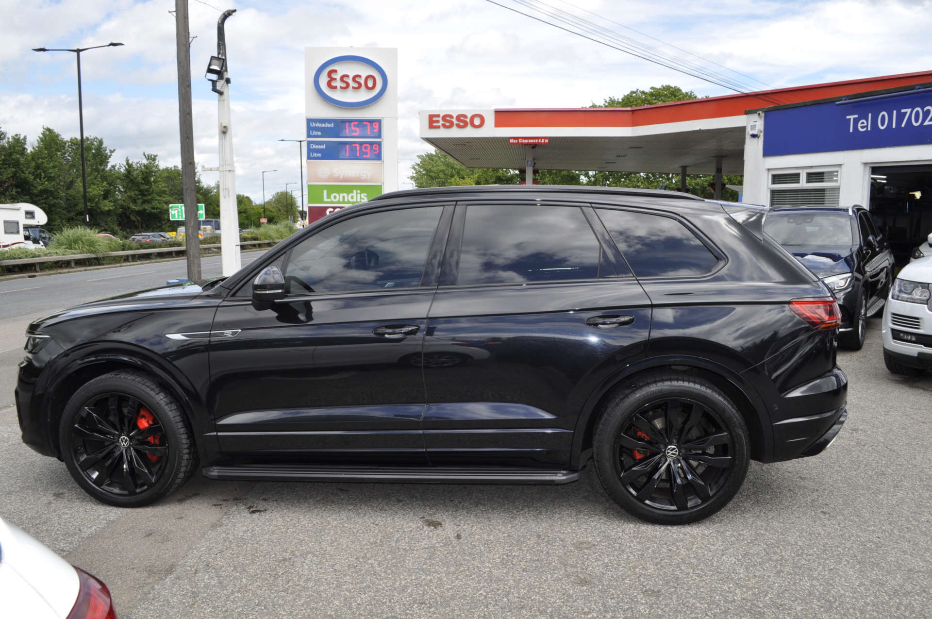 VOLKSWAGEN TOUAREG 3.0 Touareg V6 Black Edition TDI Auto 4WD 5dr #4