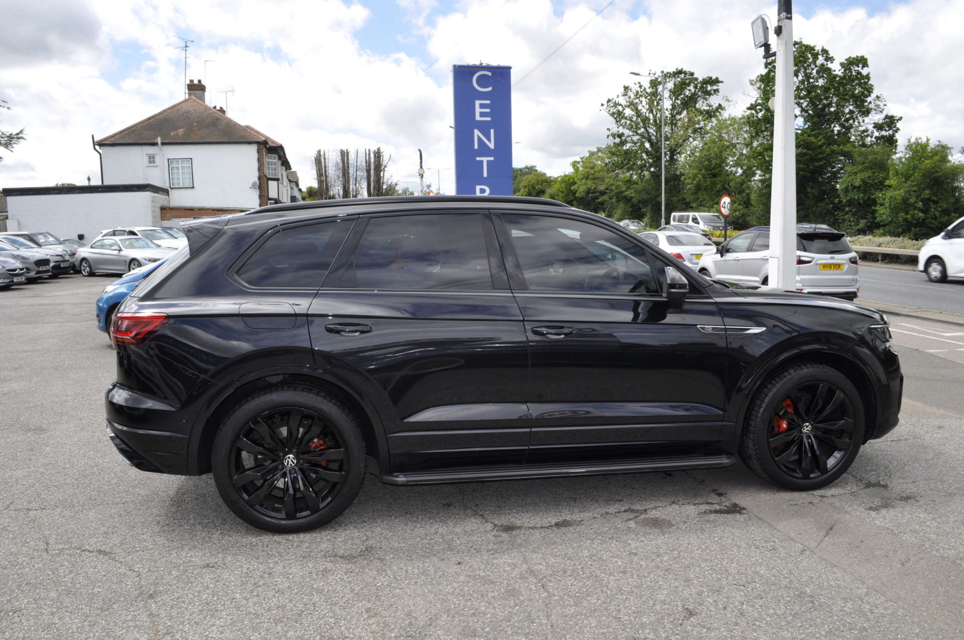 VOLKSWAGEN TOUAREG 3.0 Touareg V6 Black Edition TDI Auto 4WD 5dr #8