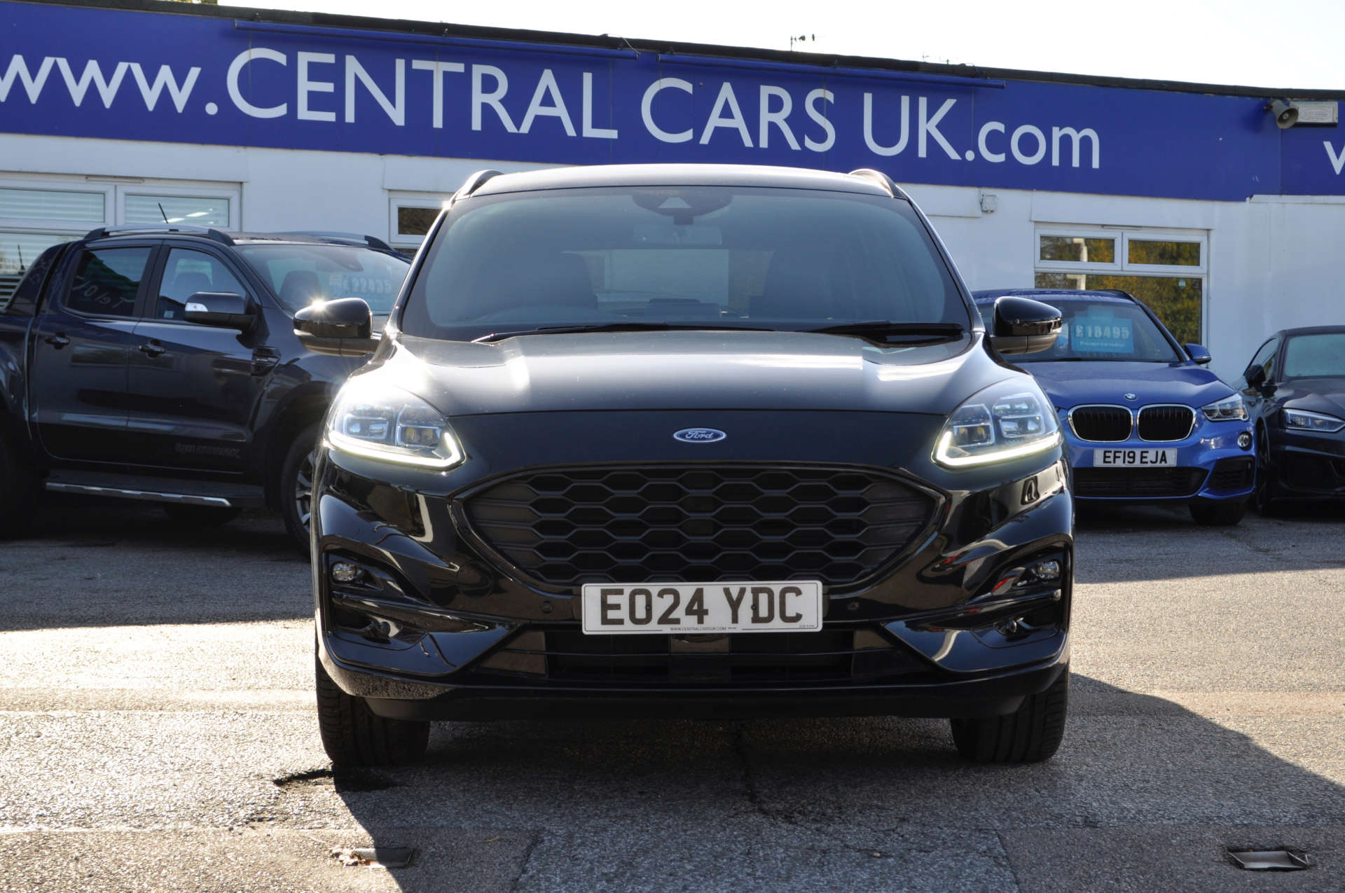 FORD KUGA 2.5 Kuga ST-Line X Edition HEV CVT 5dr #2