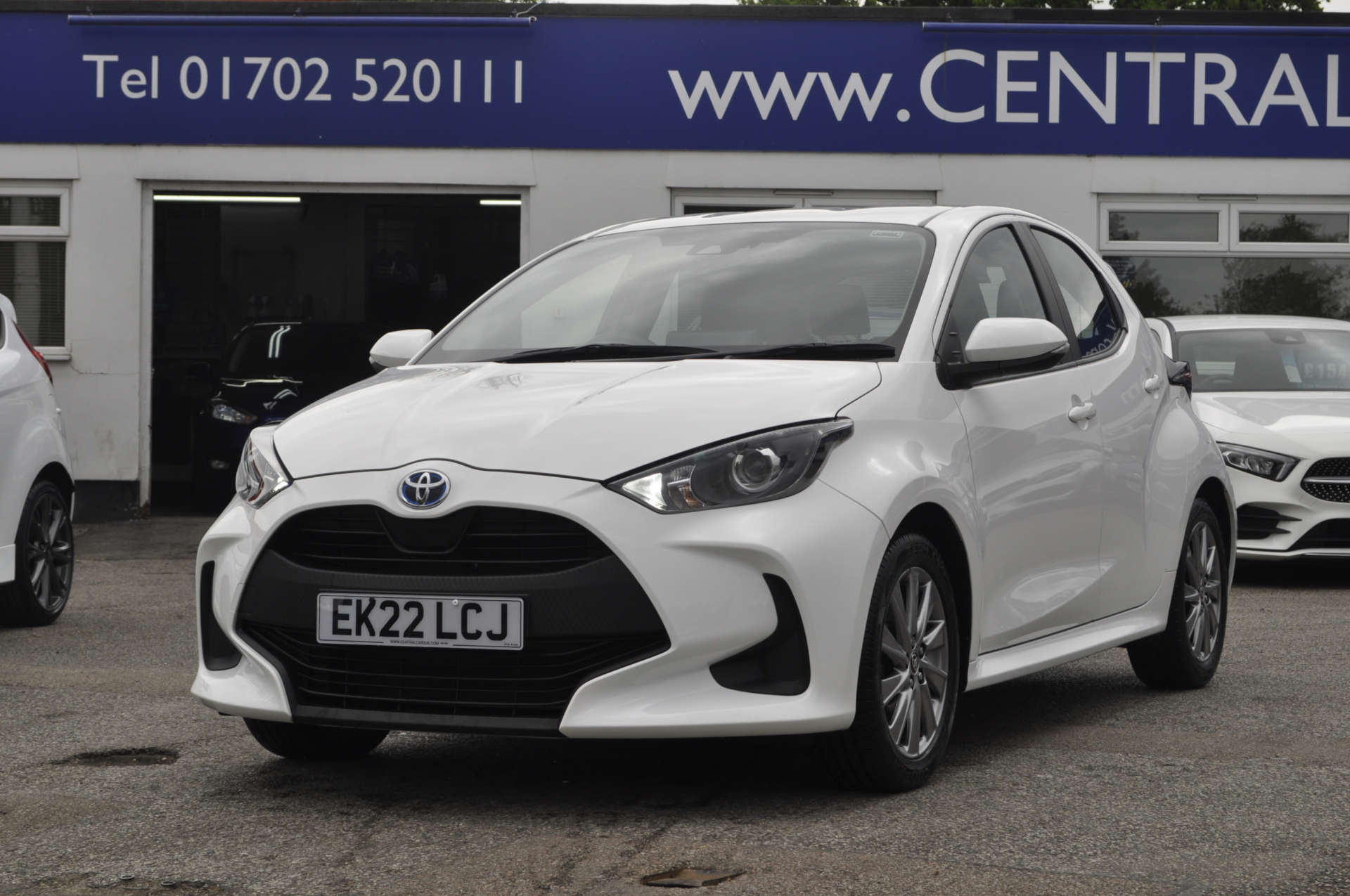 TOYOTA YARIS 1.5 Yaris Icon HEV CVT 5dr #3