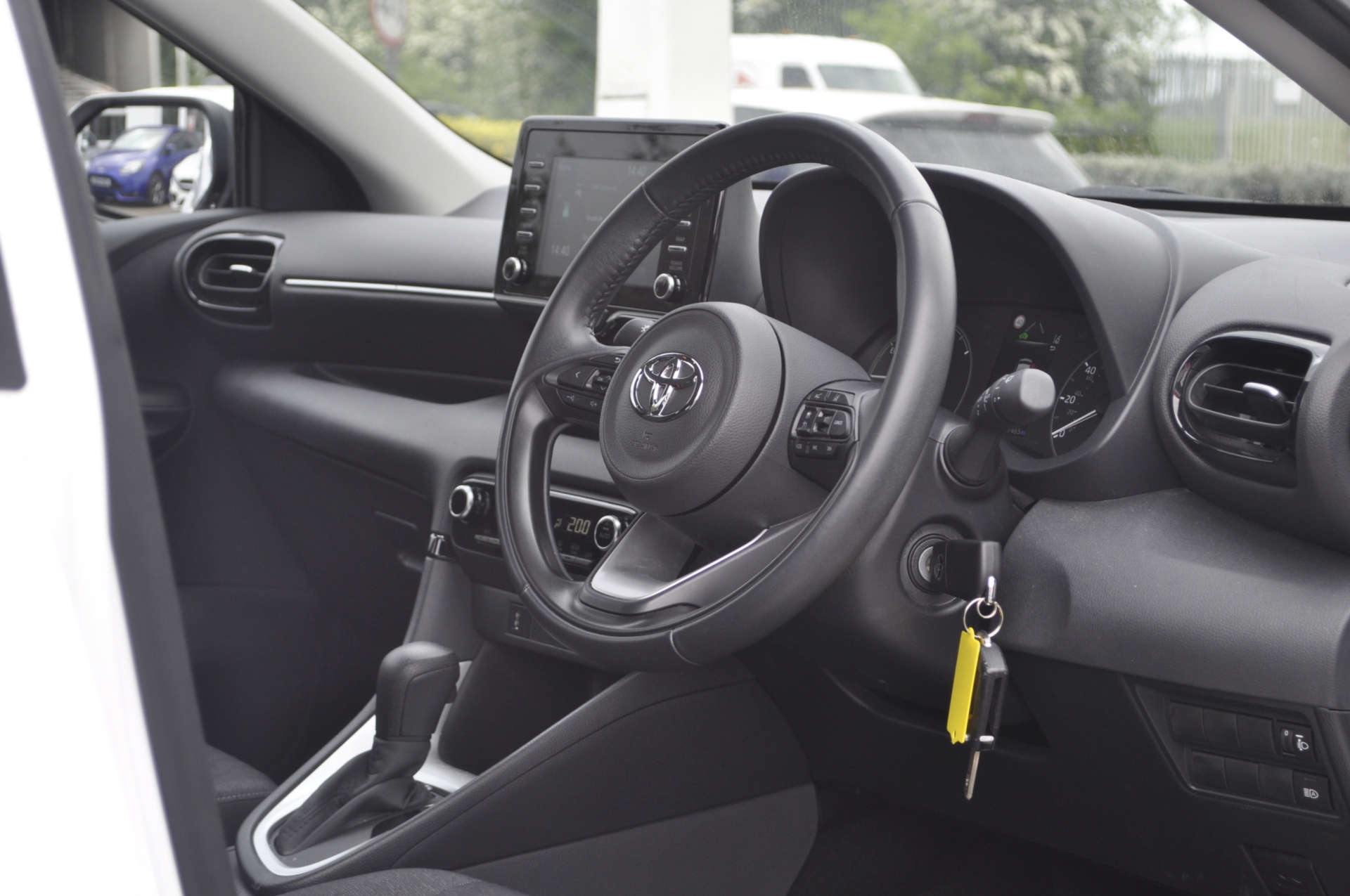 TOYOTA YARIS 1.5 Yaris Icon HEV CVT 5dr #6