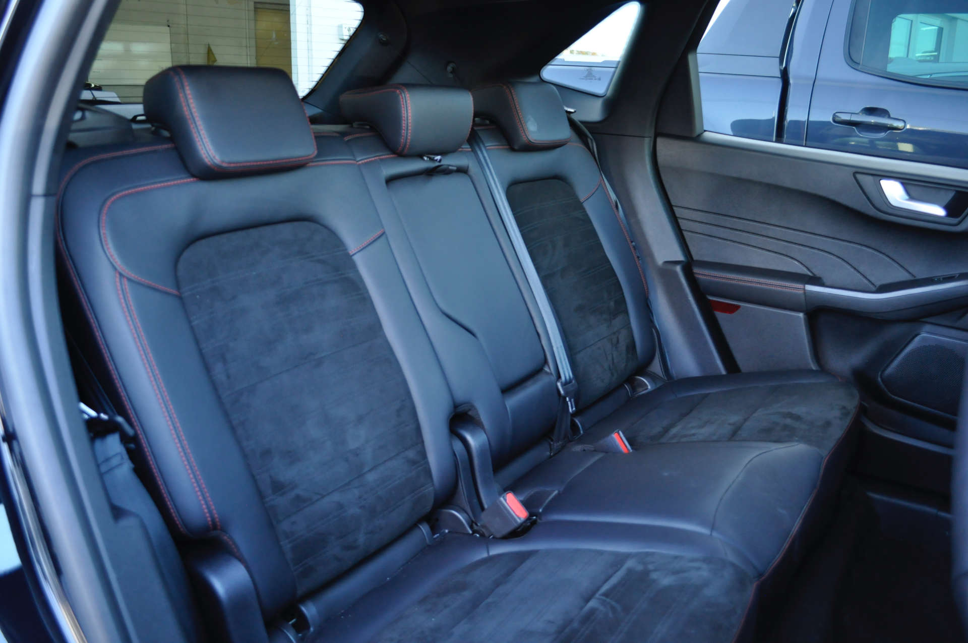 FORD KUGA 2.5 Kuga ST-Line X Edition HEV CVT 5dr #8