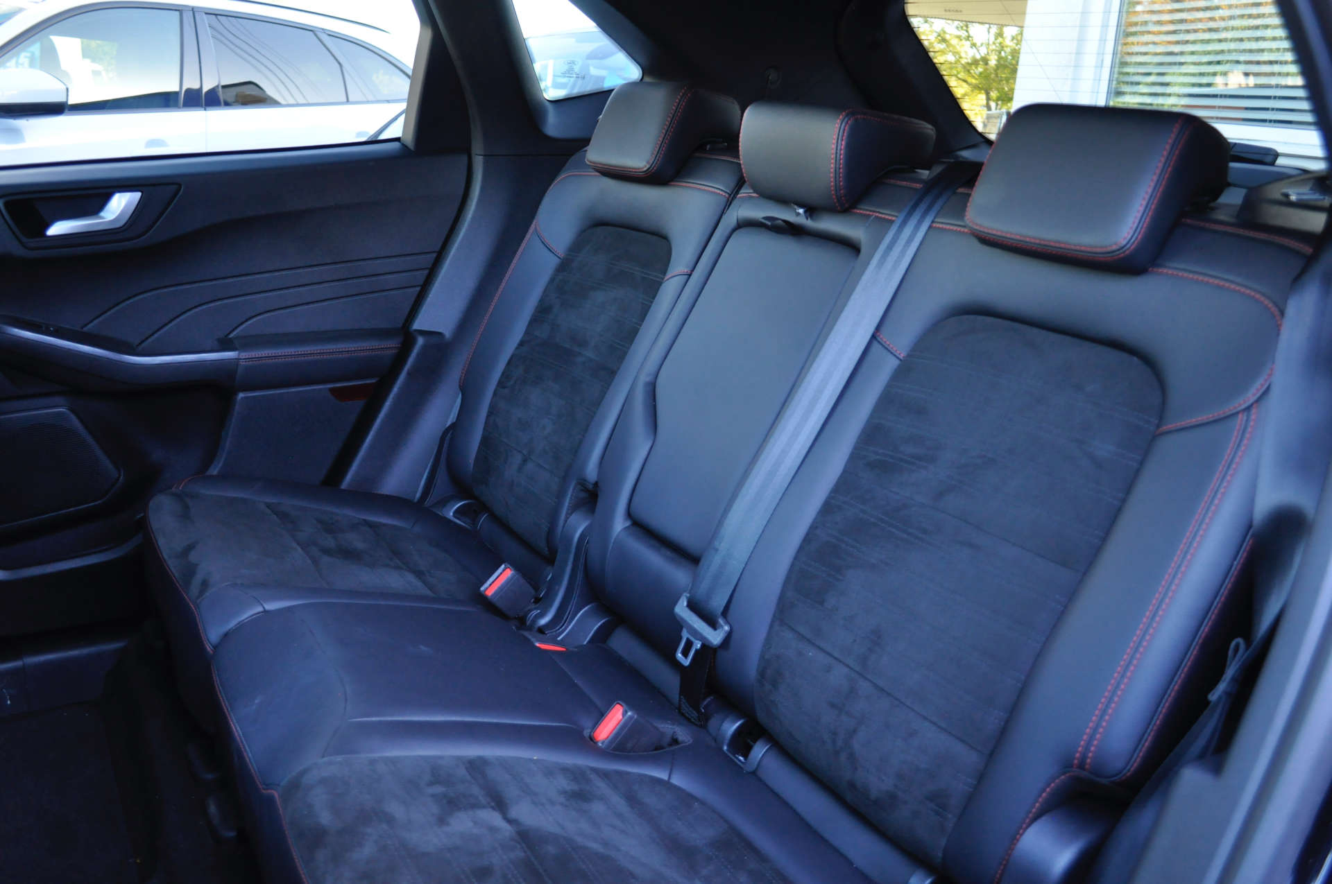 FORD KUGA 2.5 Kuga ST-Line X Edition HEV CVT 5dr #10