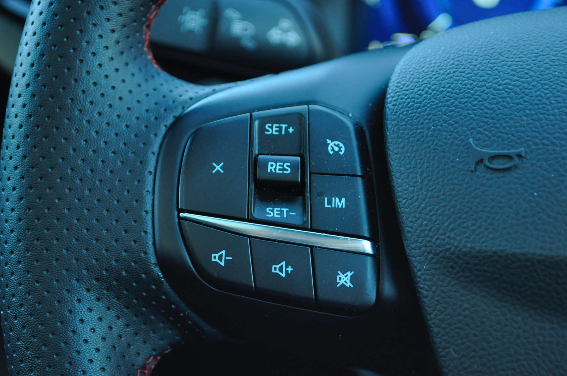 FORD KUGA 2.5 Kuga ST-Line X Edition HEV CVT 5dr #16