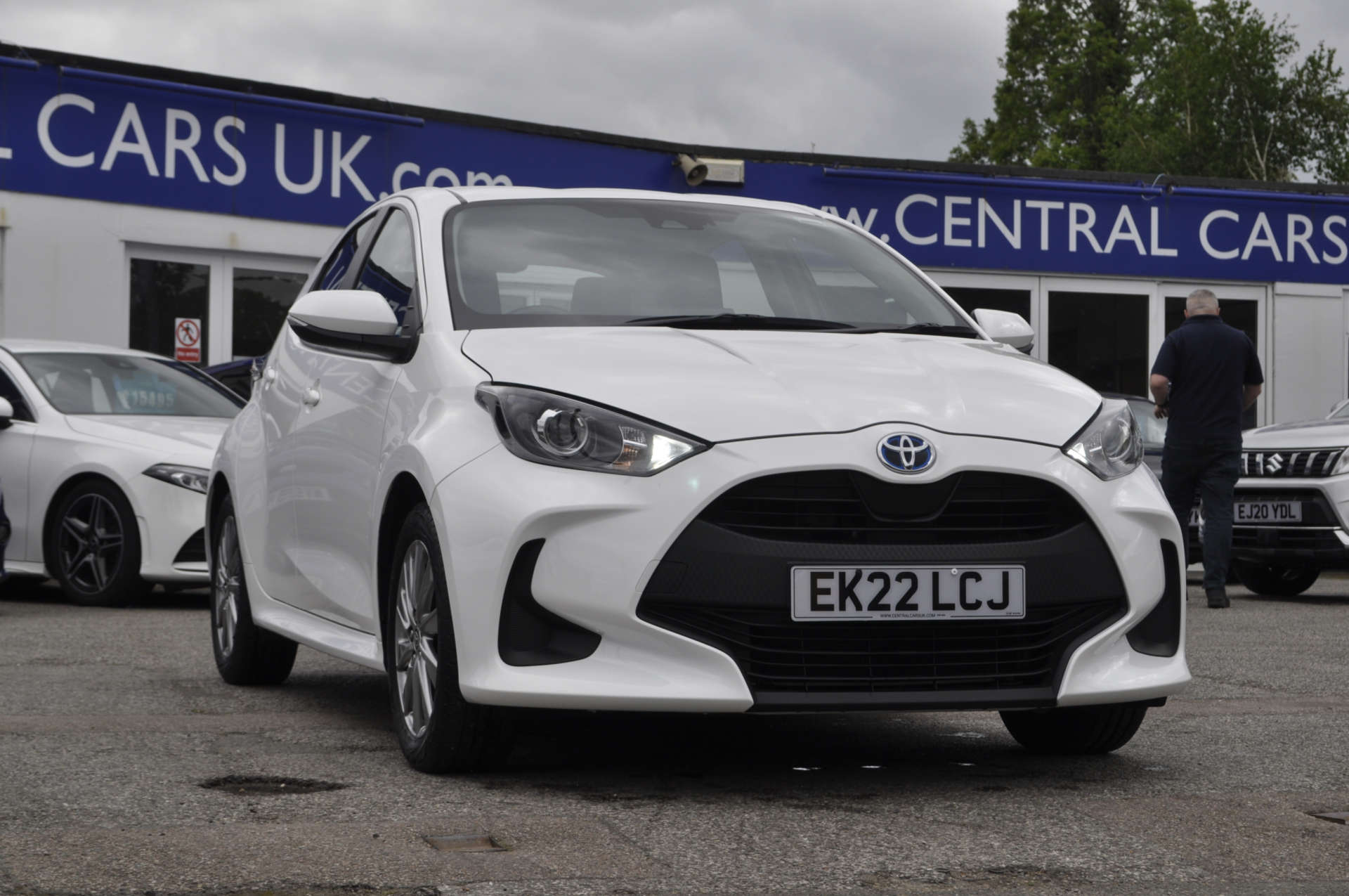 TOYOTA YARIS 1.5 Yaris Icon HEV CVT 5dr #27