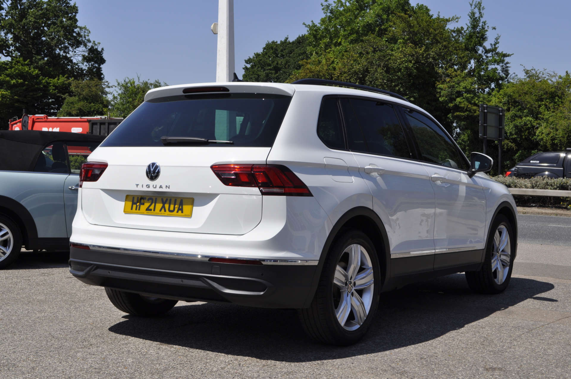 VOLKSWAGEN TIGUAN 2.0 Tiguan Life TDI Semi-Auto 5dr #5