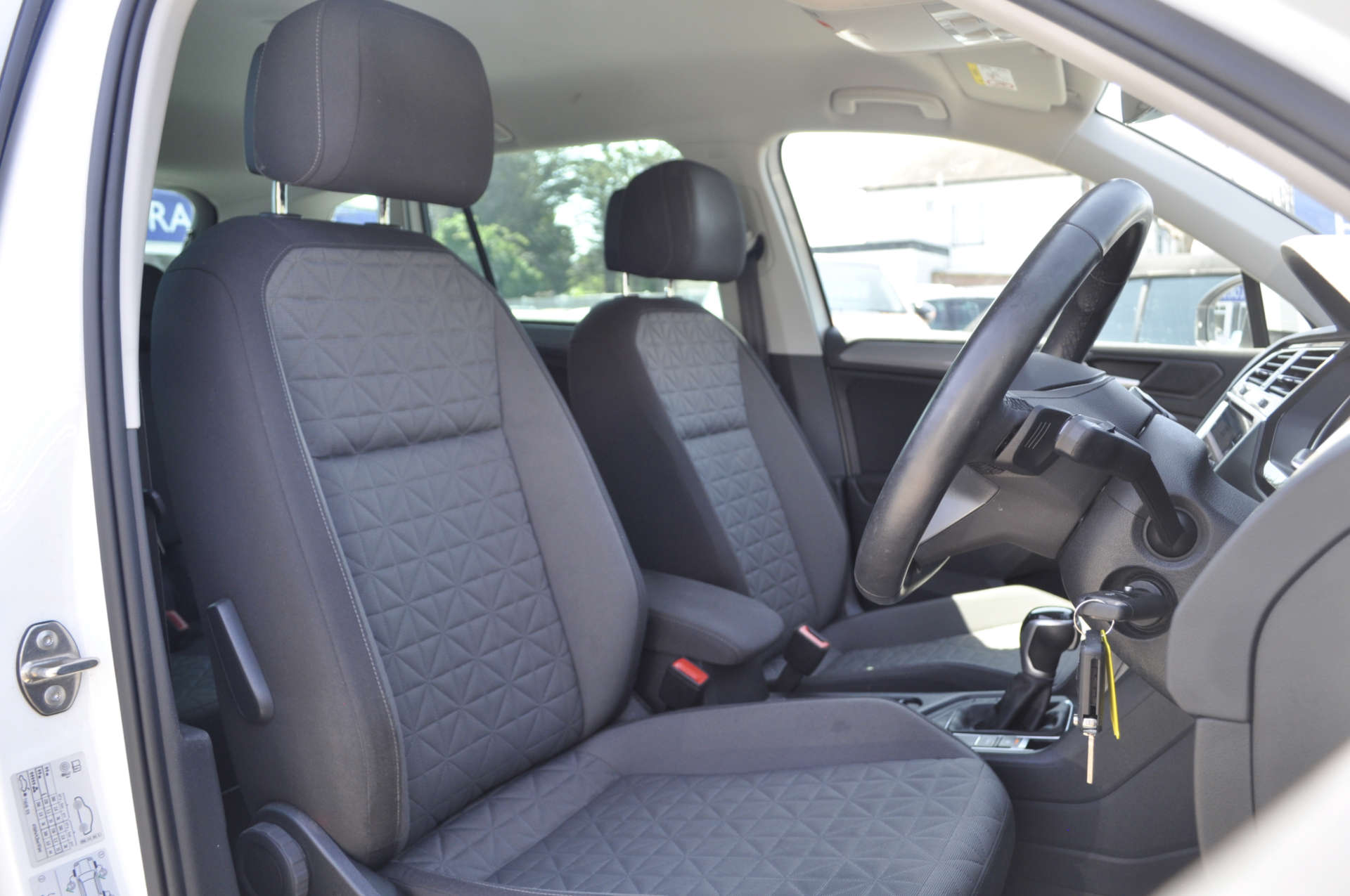 VOLKSWAGEN TIGUAN 2.0 Tiguan Life TDI Semi-Auto 5dr #7