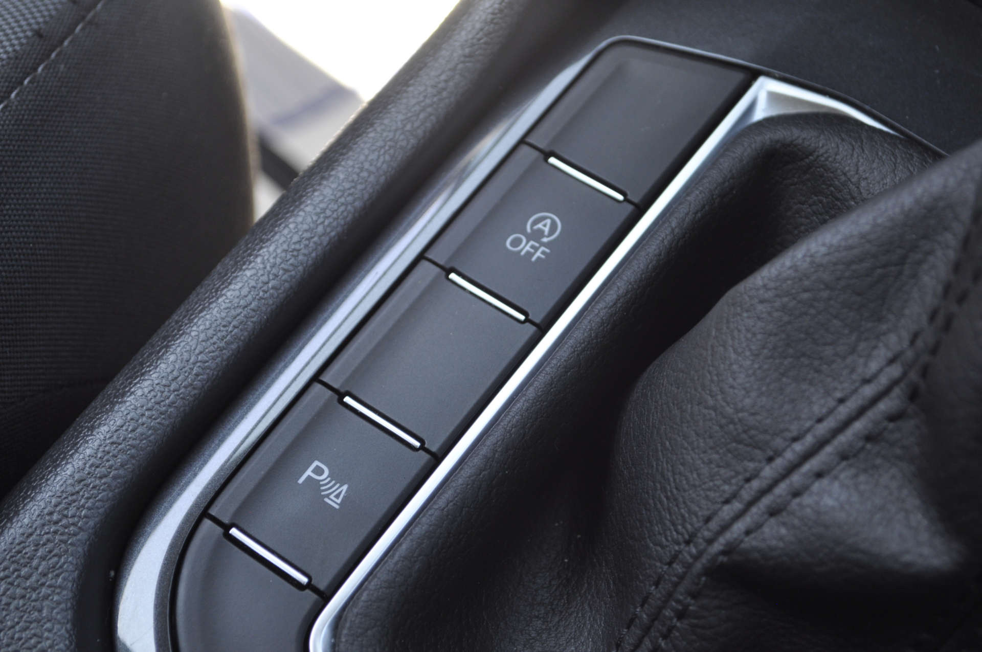 VOLKSWAGEN TIGUAN 2.0 Tiguan Life TDI Semi-Auto 5dr #19