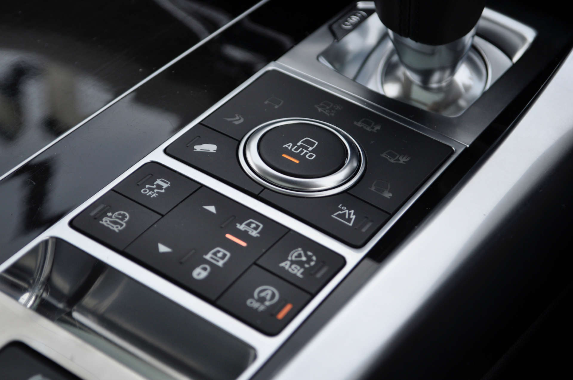 LAND ROVER RANGE ROVER SPORT 3.0 Range Rover Sport HSE Dynamic SDV6 Auto 4WD 5dr #23