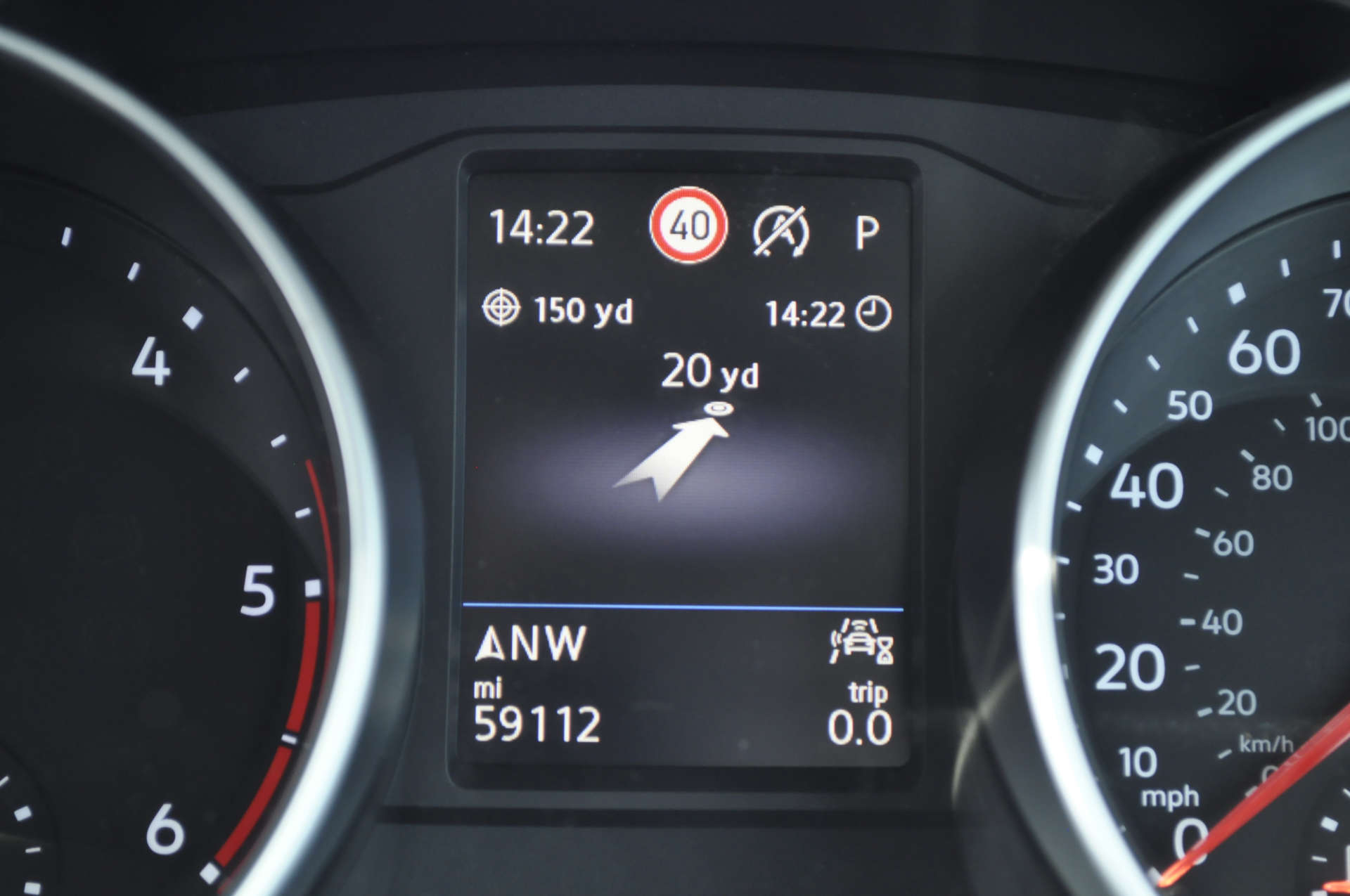 VOLKSWAGEN TIGUAN 2.0 Tiguan Life TDI Semi-Auto 5dr #21
