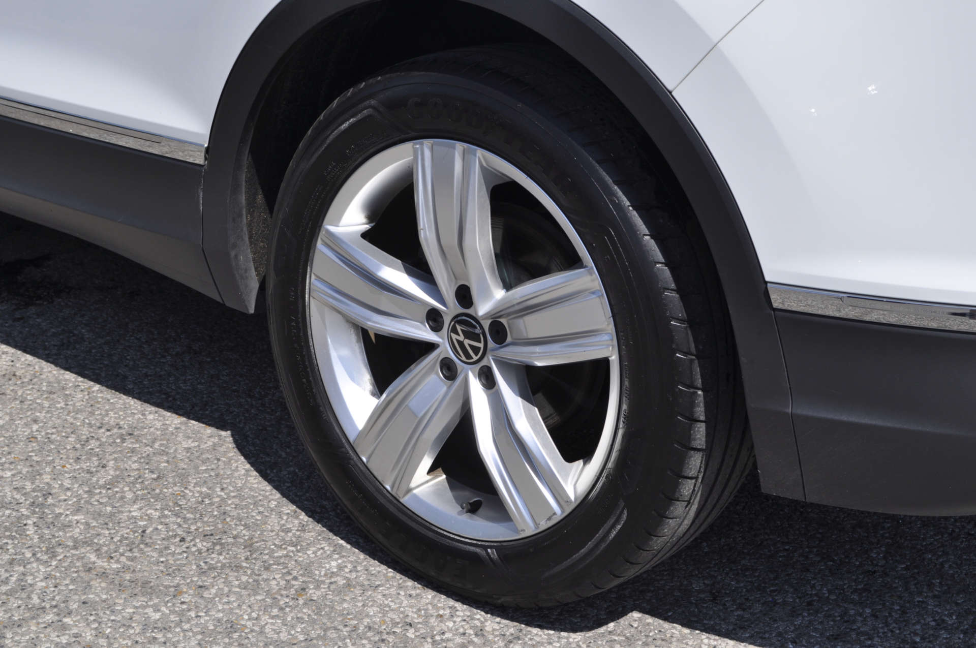VOLKSWAGEN TIGUAN 2.0 Tiguan Life TDI Semi-Auto 5dr #26