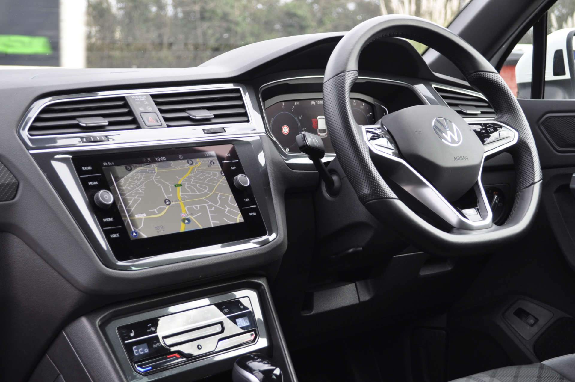 VOLKSWAGEN TIGUAN 1.4 Tiguan R-Line TSi PHEV Semi-Auto 5dr #13