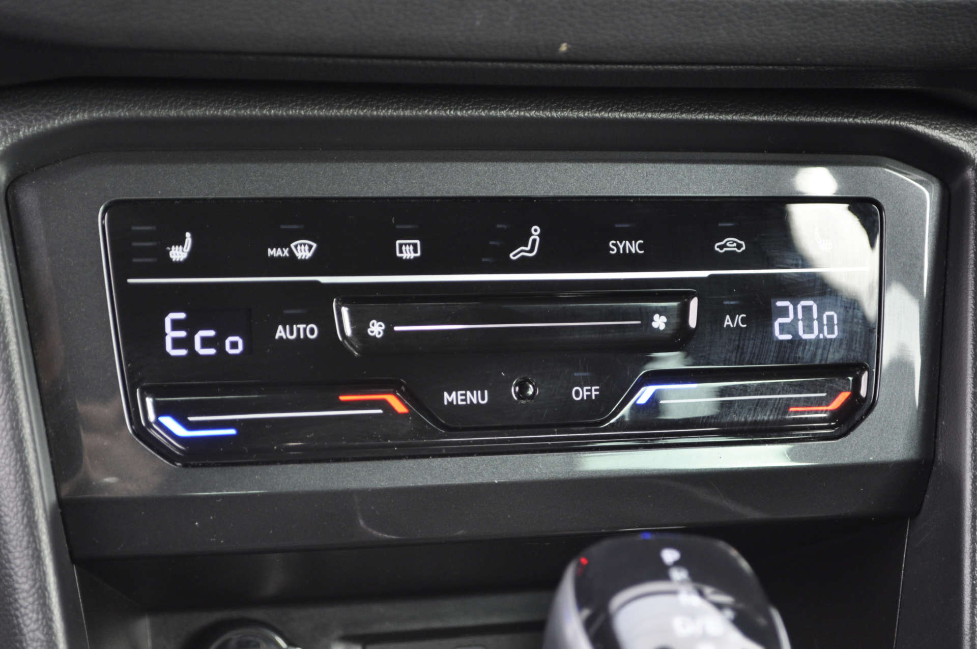 VOLKSWAGEN TIGUAN 1.4 Tiguan R-Line TSi PHEV Semi-Auto 5dr #14