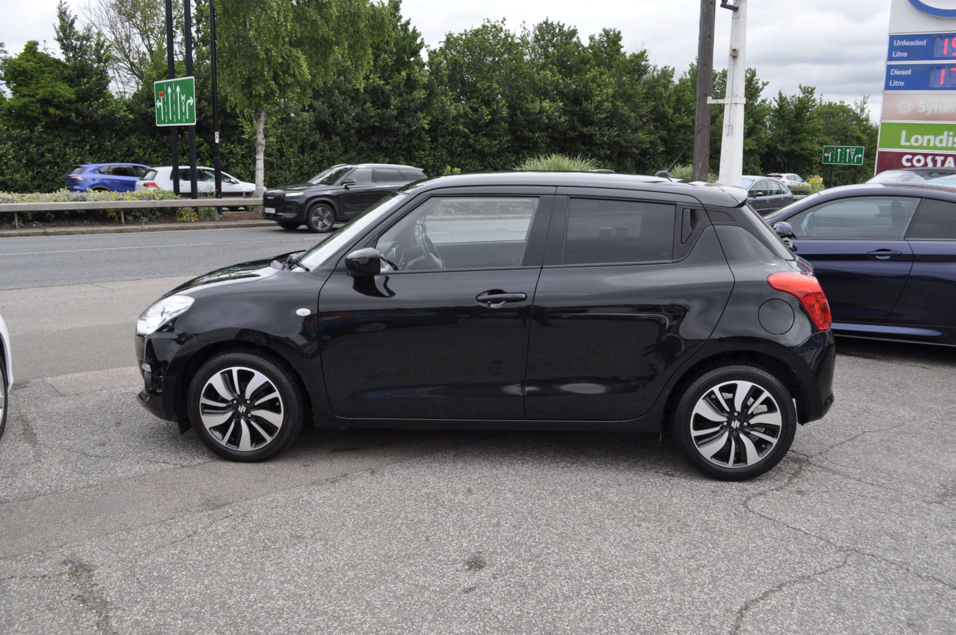 SUZUKI SWIFT 1.2 Swift SZ-T DualJet SHVS 5dr #2