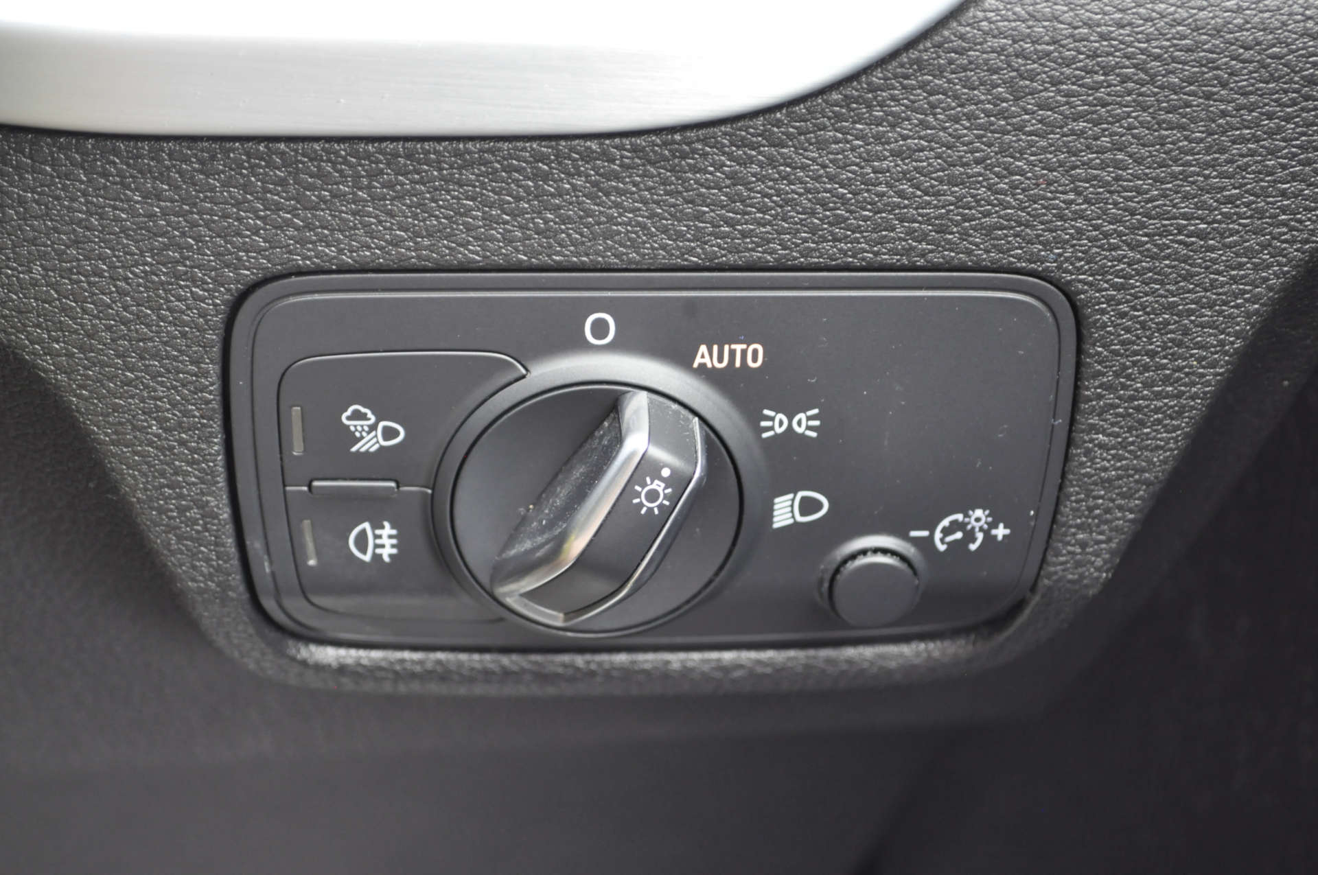 AUDI Q2 1.5 Q2 S Line 35 TFSI Semi-Auto 5dr #20