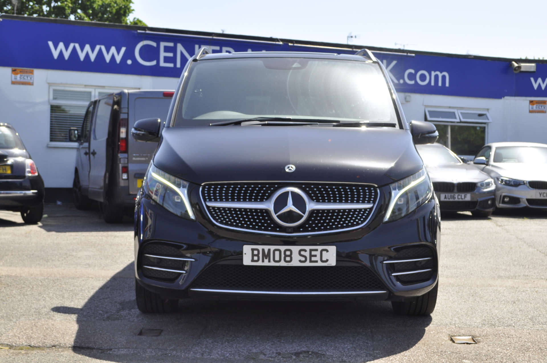 MERCEDES-BENZ V-CLASS 2.0 V 220 D AMG Line Auto 5dr #1