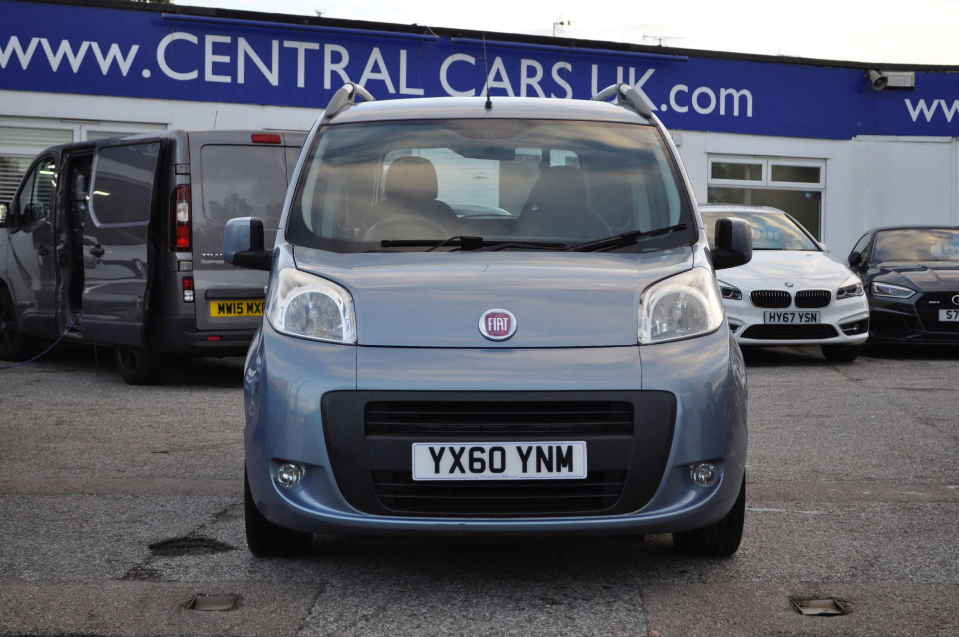 FIAT QUBO 1.2 Qubo Dynamic Semi-Auto 5dr Disabled Access Motability Car #2