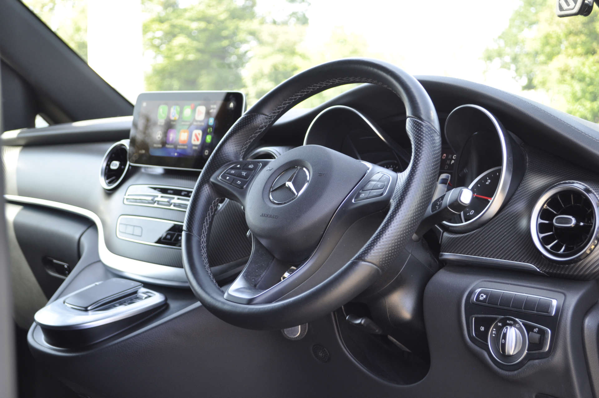 MERCEDES-BENZ V-CLASS 2.0 V 220 D AMG Line Auto 5dr #6