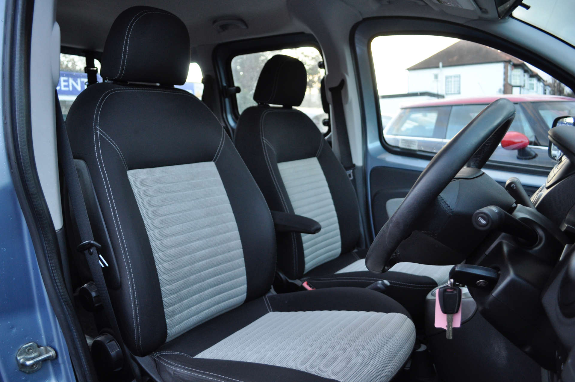 FIAT QUBO 1.2 Qubo Dynamic Semi-Auto 5dr Disabled Access Motability Car #7