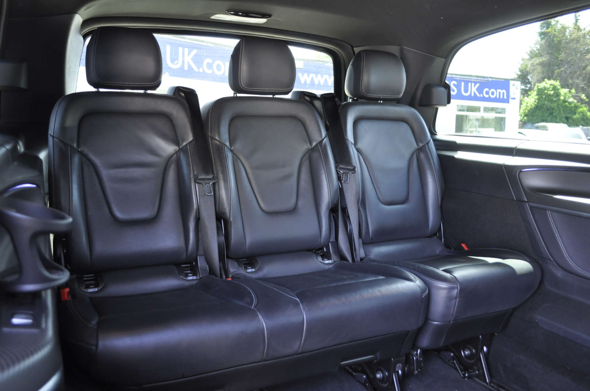 MERCEDES-BENZ V-CLASS 2.0 V 220 D AMG Line Auto 5dr #9