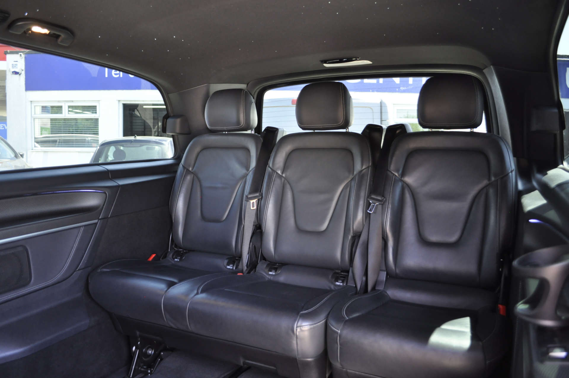 MERCEDES-BENZ V-CLASS 2.0 V 220 D AMG Line Auto 5dr #17