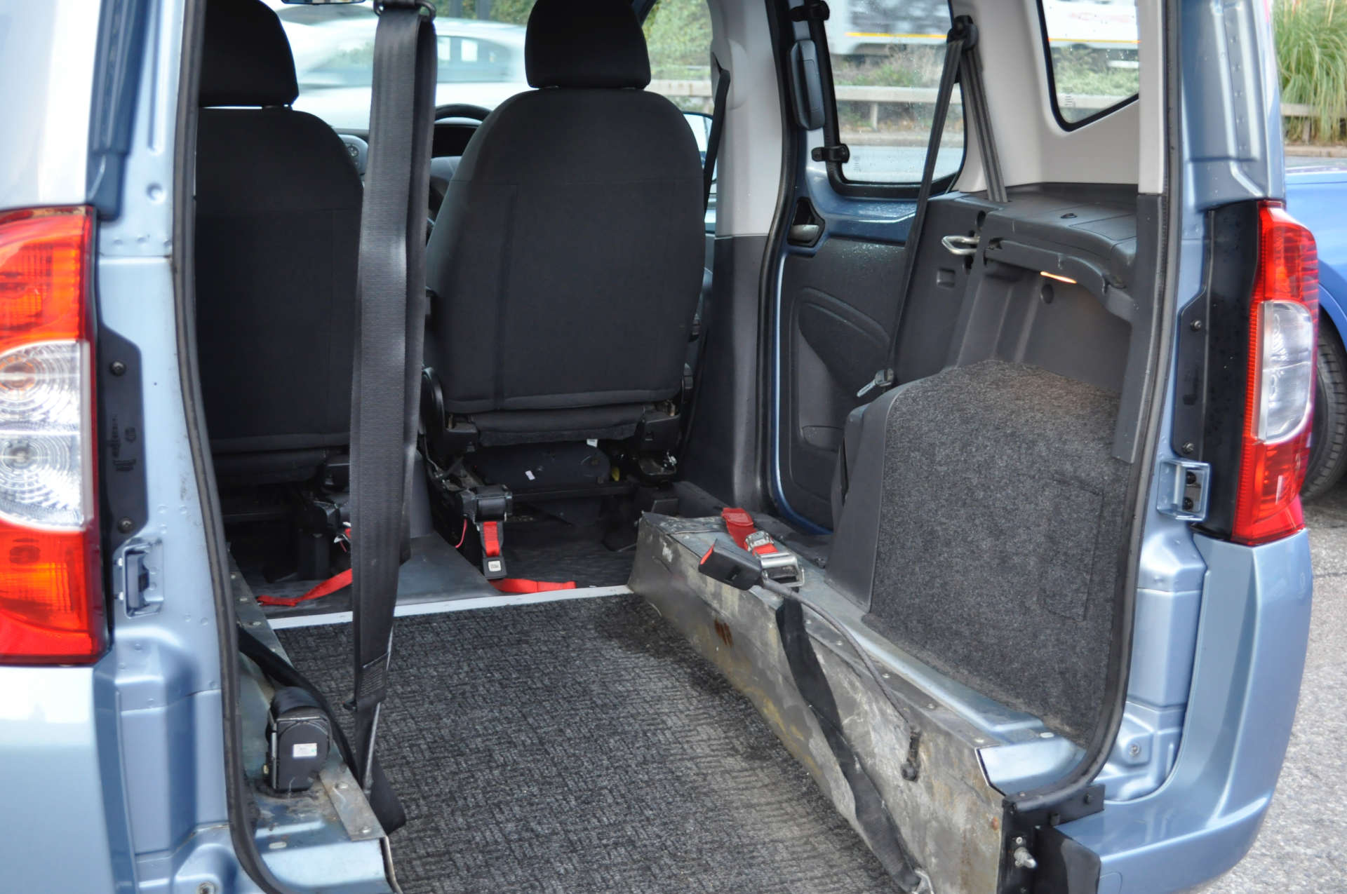 FIAT QUBO 1.2 Qubo Dynamic Semi-Auto 5dr Disabled Access Motability Car #20