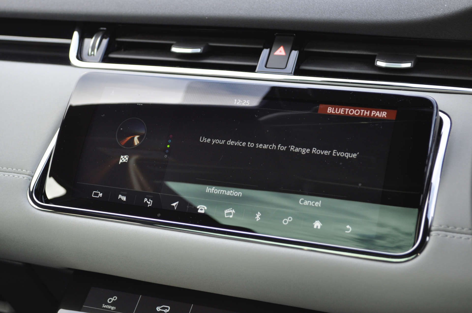LAND ROVER RANGE ROVER EVOQUE 2.0 FIRST EDITION 4WD 5dr #20