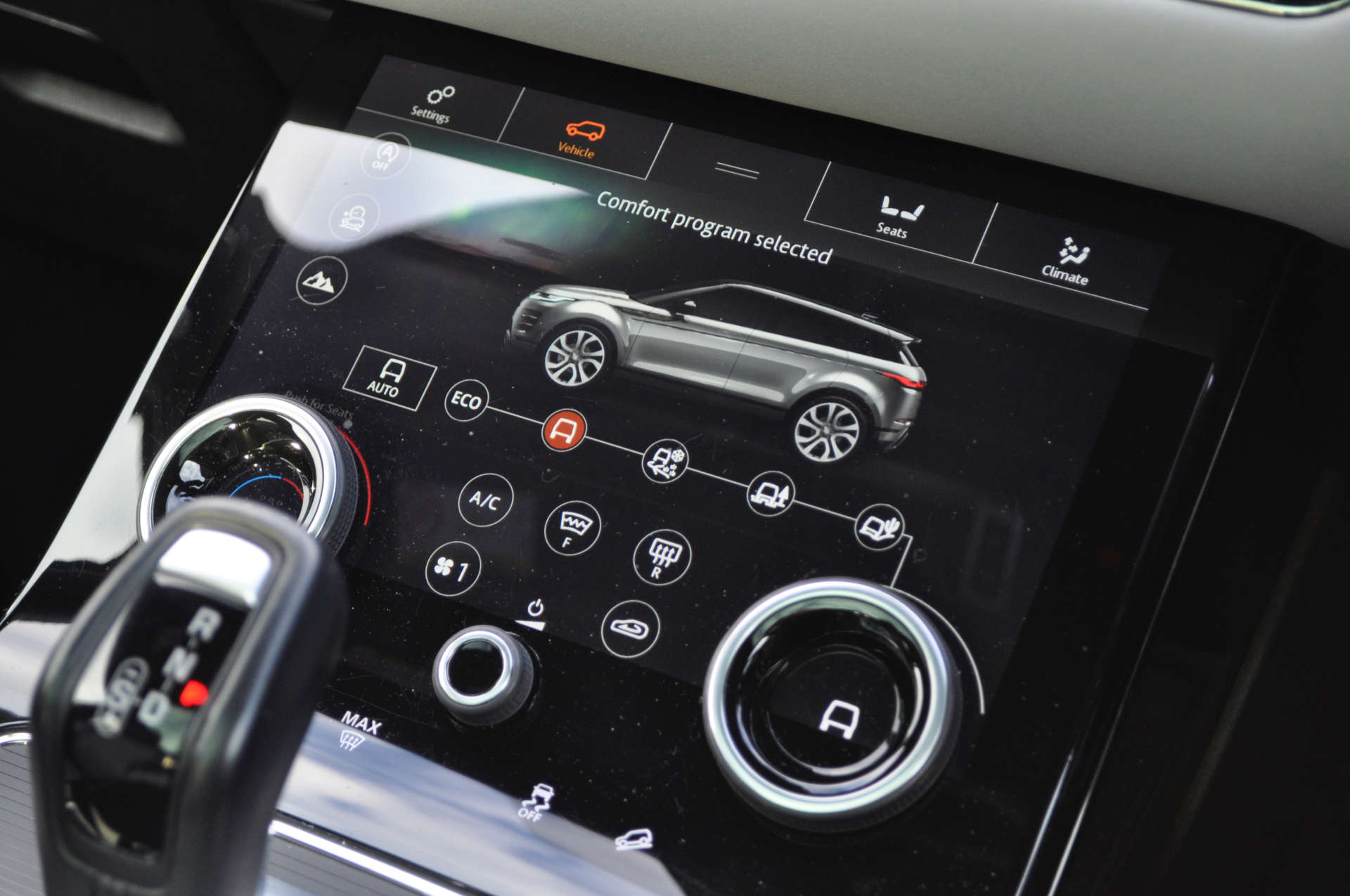 LAND ROVER RANGE ROVER EVOQUE 2.0 FIRST EDITION 4WD 5dr #22