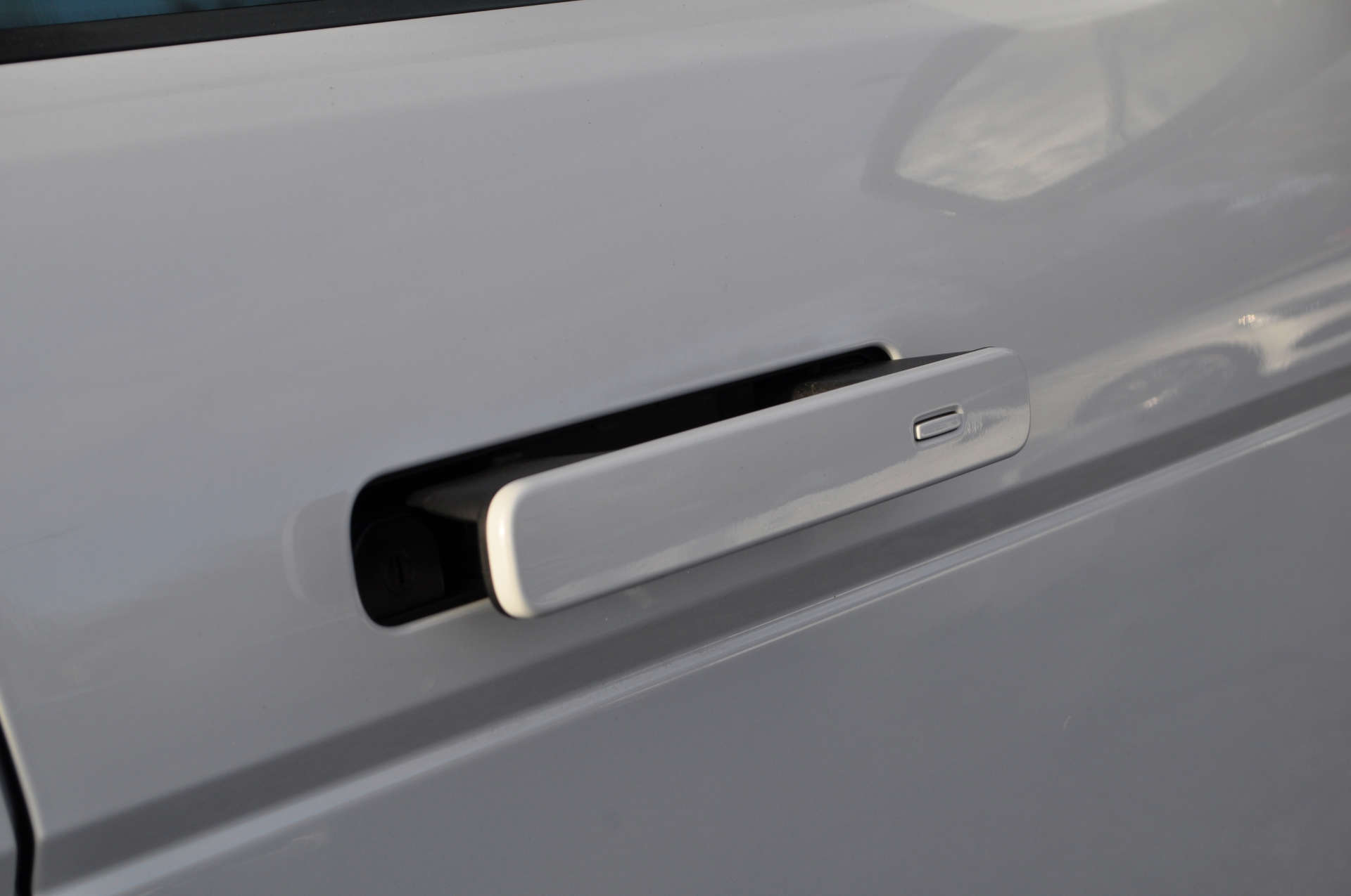 LAND ROVER RANGE ROVER EVOQUE 2.0 FIRST EDITION 4WD 5dr #35