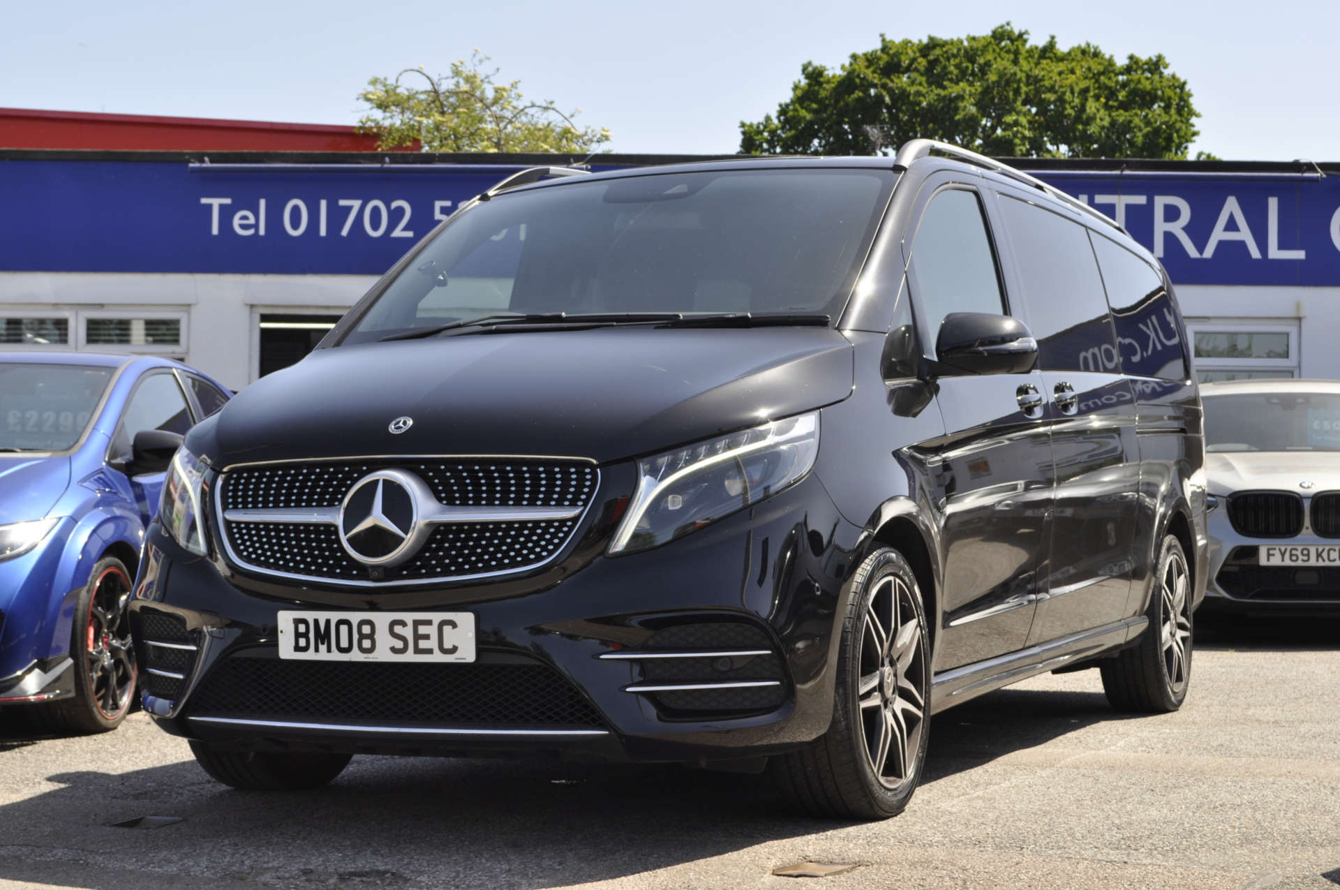 MERCEDES-BENZ V-CLASS 2.0 V 220 D AMG Line Auto 5dr #34
