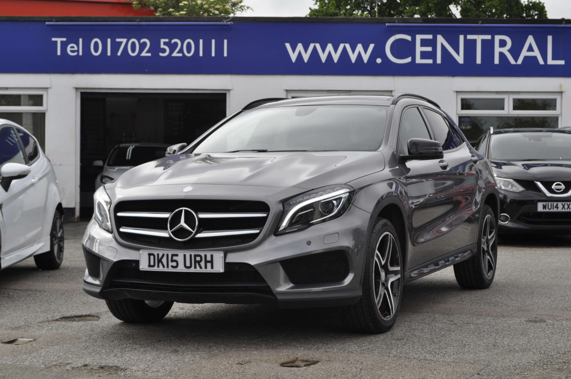 MERCEDES-BENZ GLA 2.2 GLA220 AMG Line Premium+CDi 4Matic Auto 4WD 5dr #3