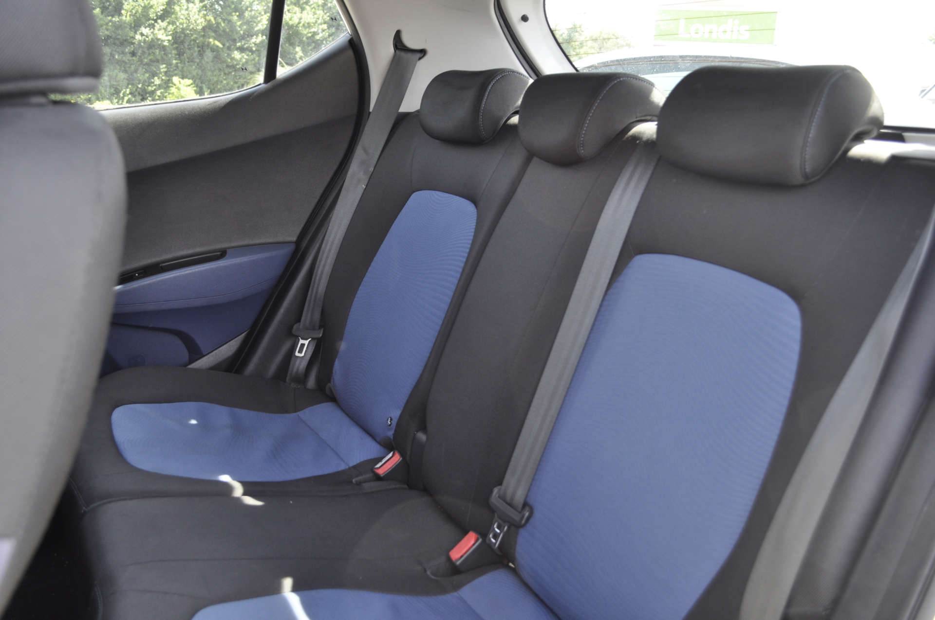 HYUNDAI I10 1.0 i10 Premium 5dr #11