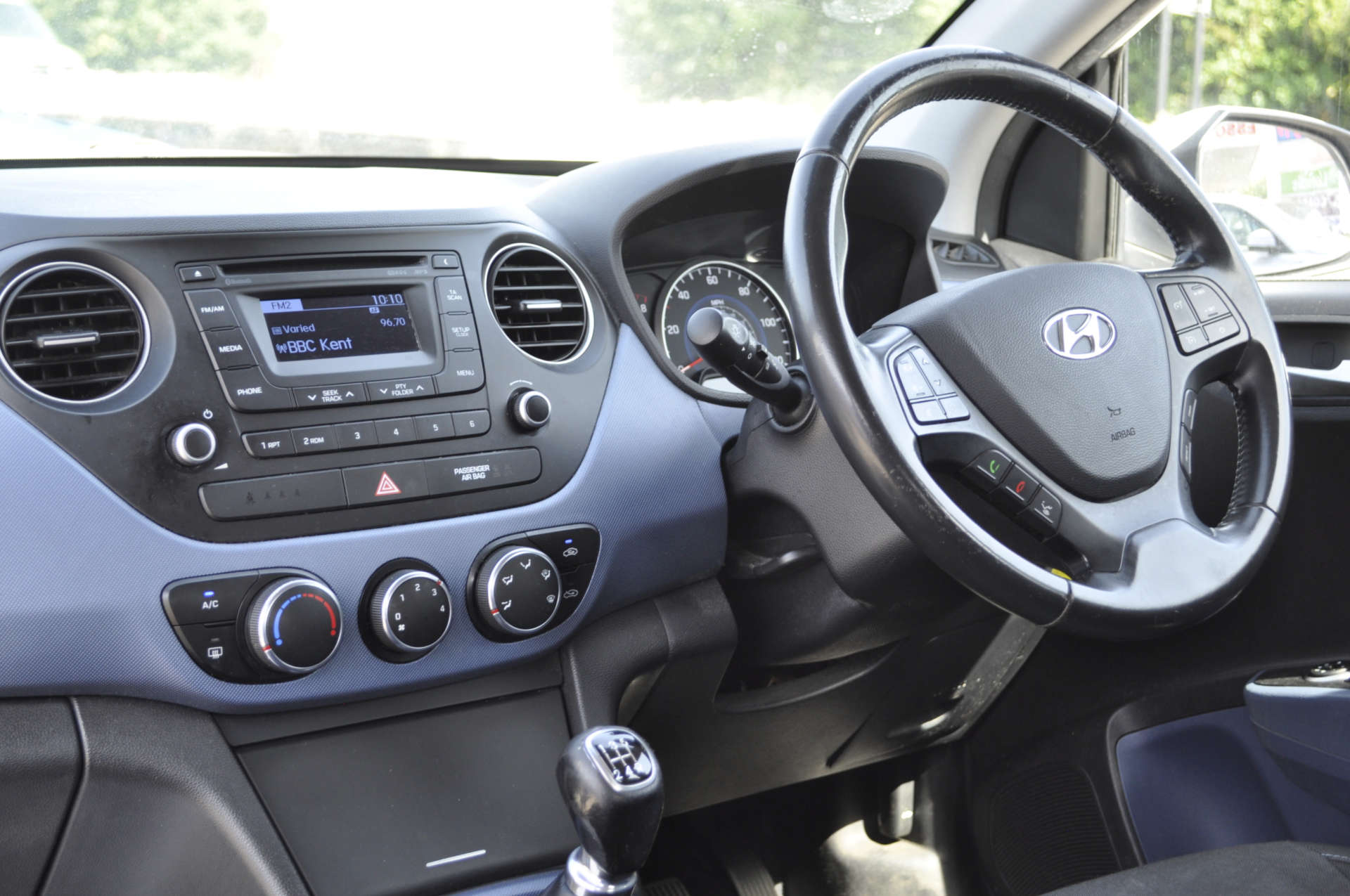 HYUNDAI I10 1.0 i10 Premium 5dr #13