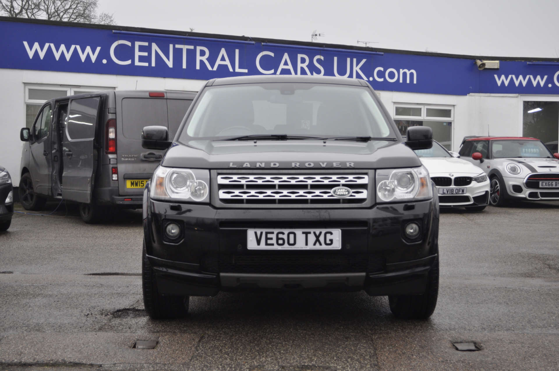 LAND ROVER FREELANDER 2.2 Freelander HSE SD4 Auto 4WD 5dr #2
