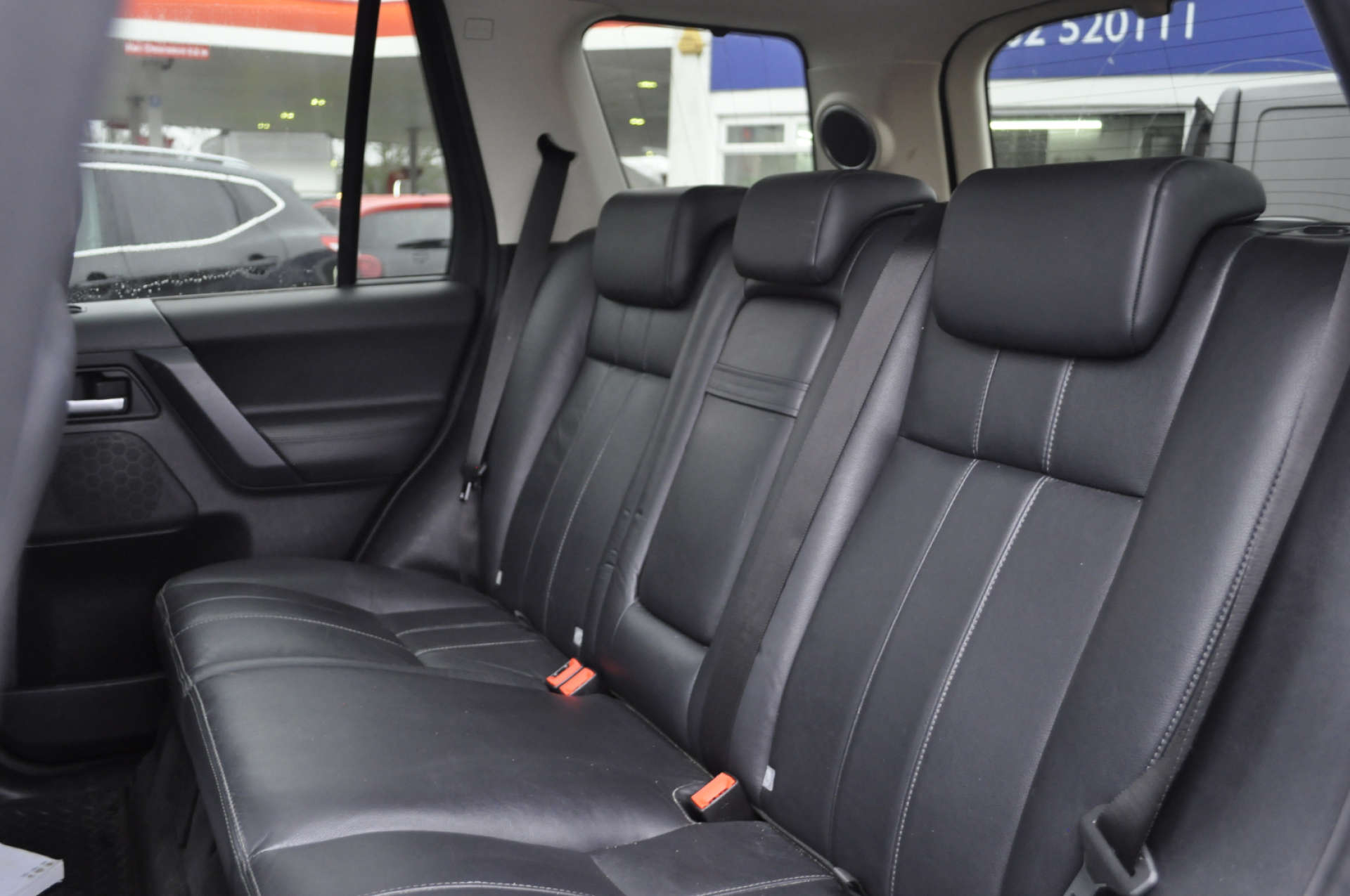 LAND ROVER FREELANDER 2.2 Freelander HSE SD4 Auto 4WD 5dr #9