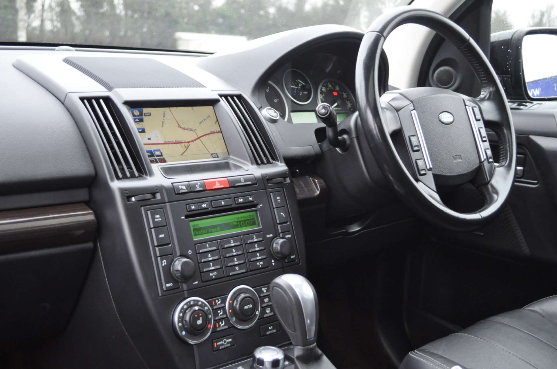 LAND ROVER FREELANDER 2.2 Freelander HSE SD4 Auto 4WD 5dr #12