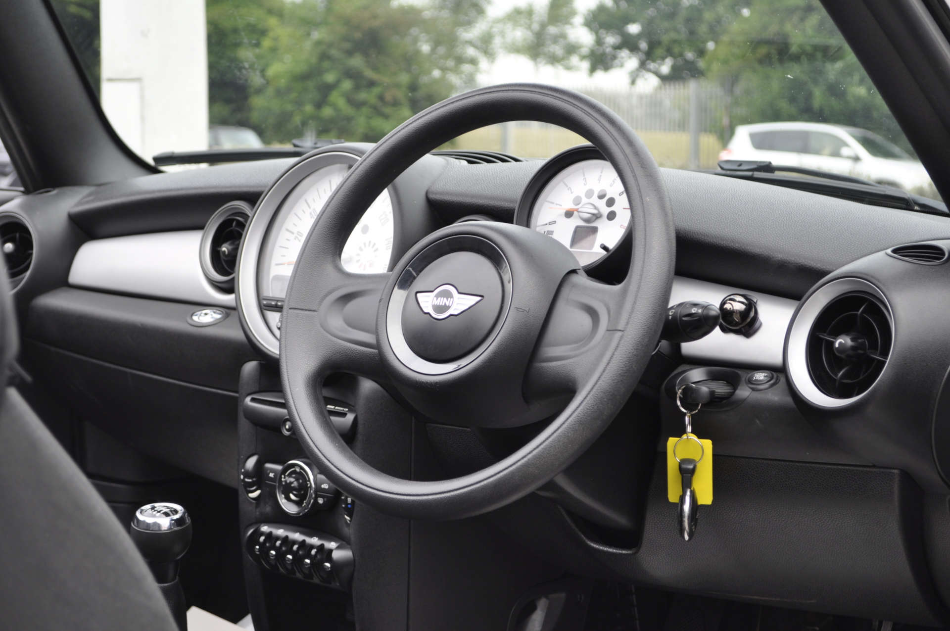 MINI CONVERTIBLE 1.6 One 2dr #6