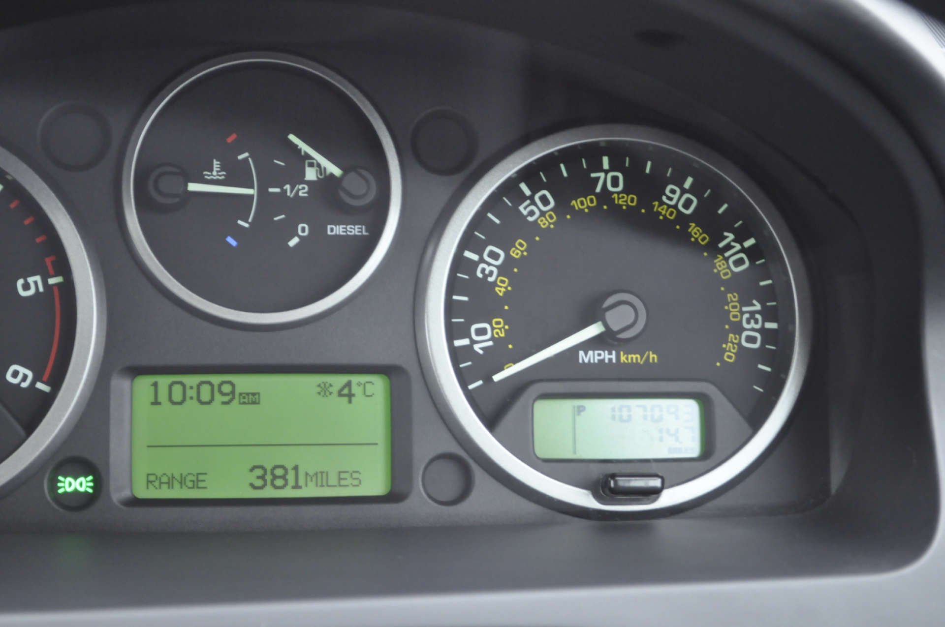 LAND ROVER FREELANDER 2.2 Freelander HSE SD4 Auto 4WD 5dr #21