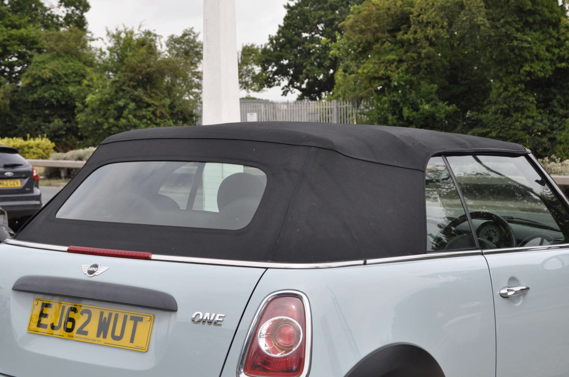 MINI CONVERTIBLE 1.6 One 2dr #23