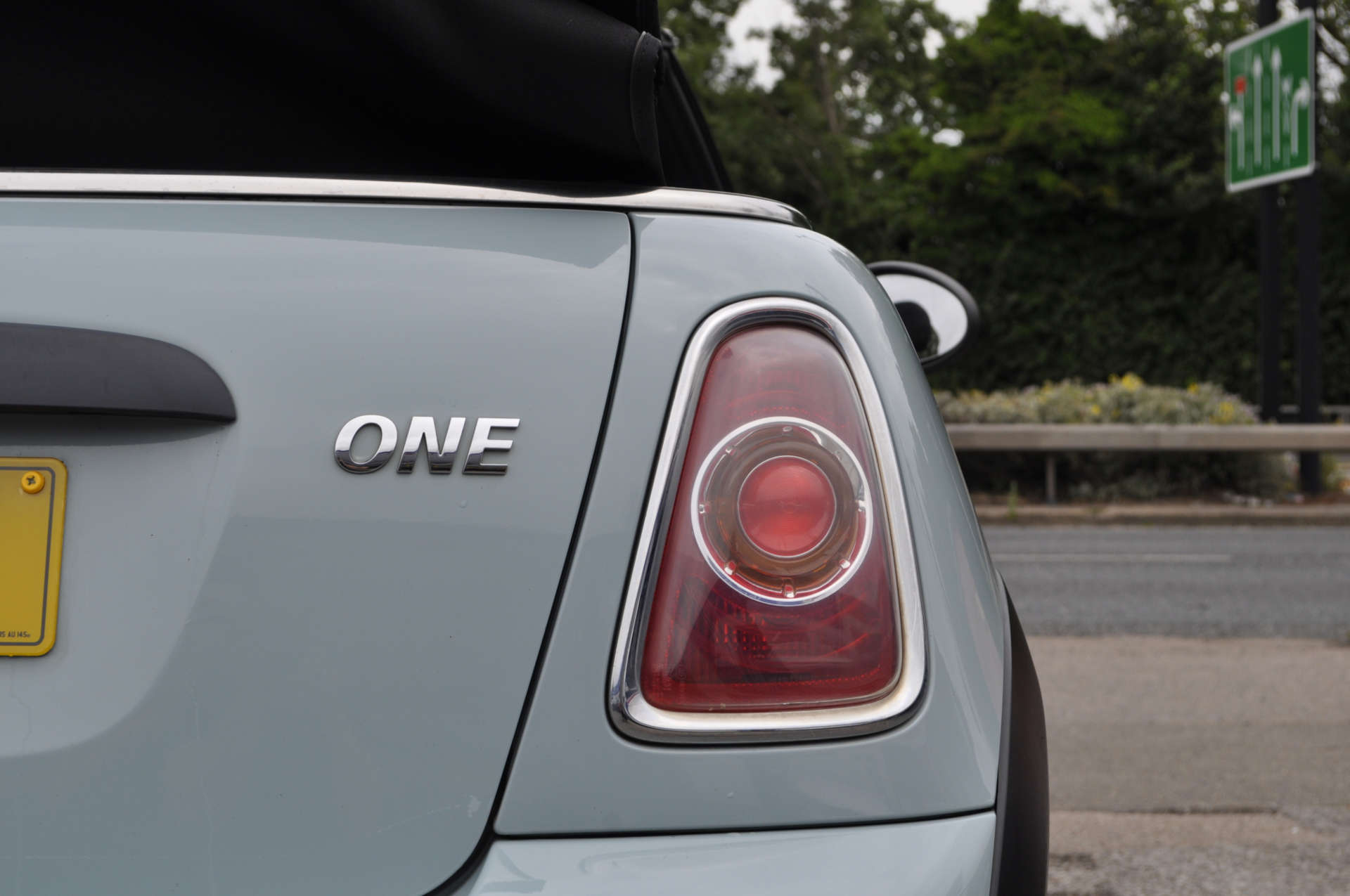 MINI CONVERTIBLE 1.6 One 2dr #27