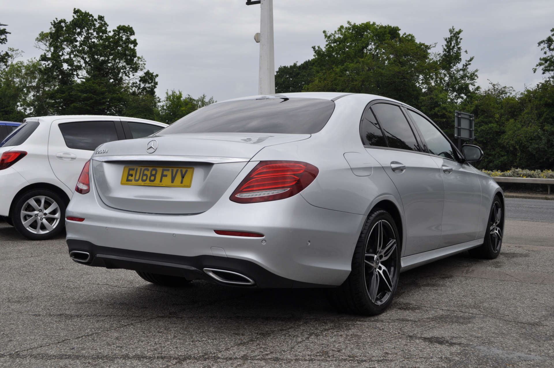 MERCEDES E200 #5